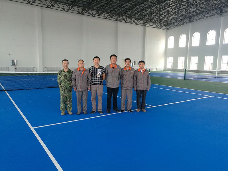 华蒙运动场地修建有限公司恭祝所有朋友们中秋快乐！